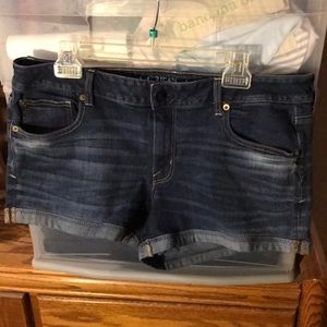 American Eagle, super stretch, size 18 shorts